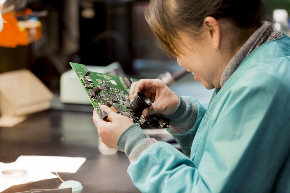 PTI Employee Working Production Technologies Inc